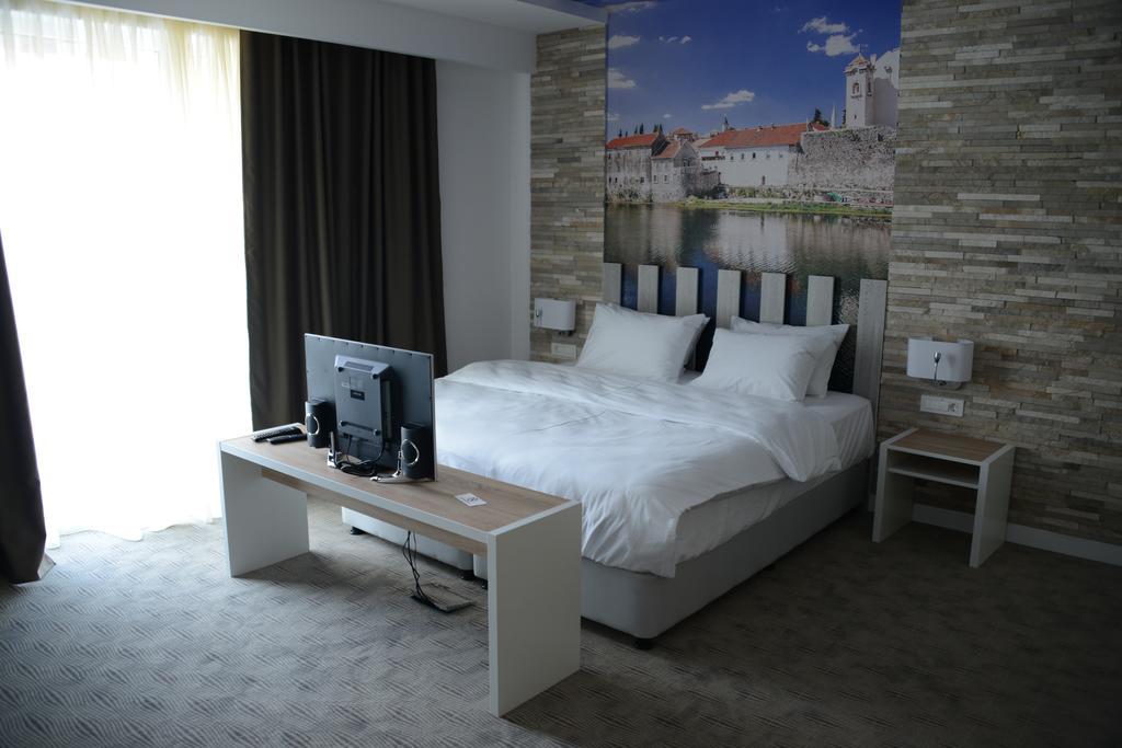 Hotel Nar Требине Стая снимка