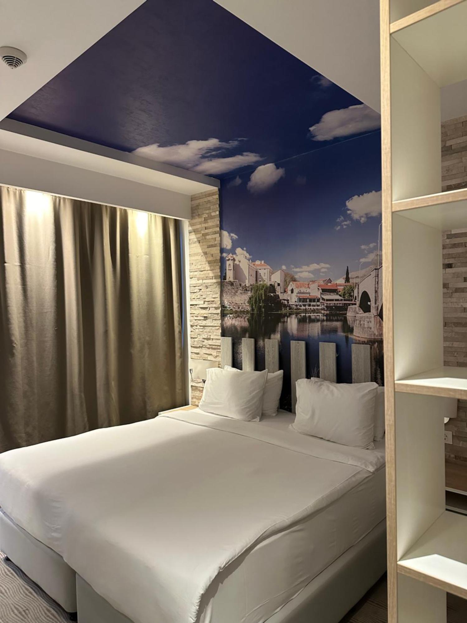 Hotel Nar Требине Екстериор снимка